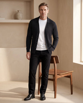 Osaka 2.0 tişört, Galatia hırka ve Power Stretch Black jean ile katmanlı kış kombini