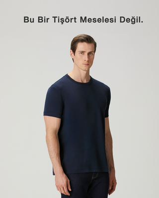 Muscle Fit Tişört Sadece Fit Göstermez, Duruşu Değiştirir.